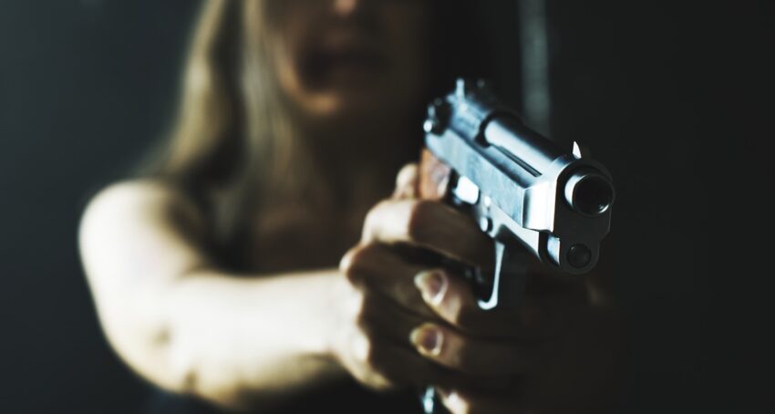 armed-woman