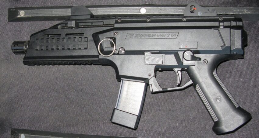 CZ-EVO-3-S1-cc-universal-public-domain-wikipedia