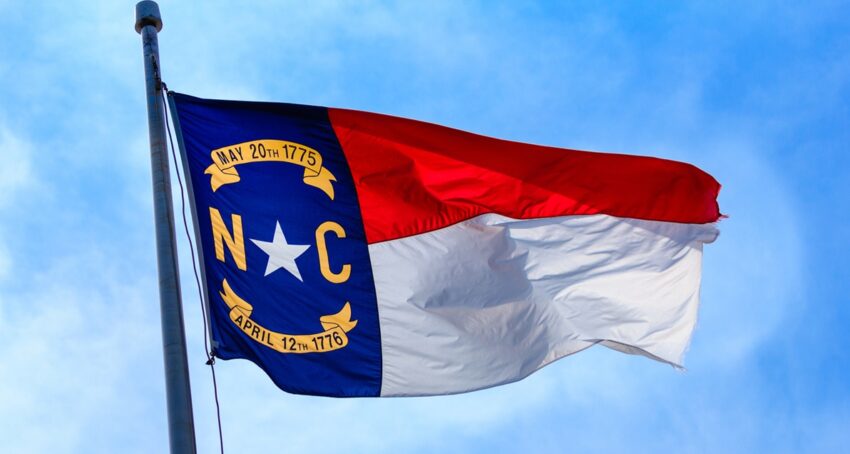 north-carolina-state-flag