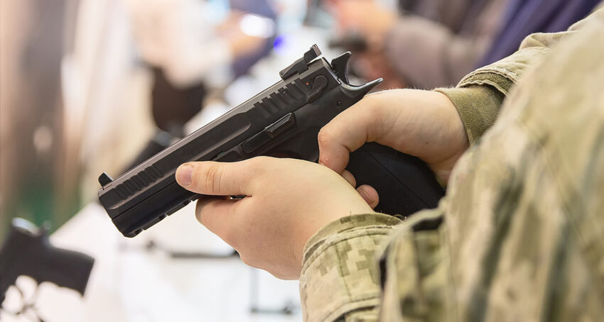 handgun-purchase-military-person